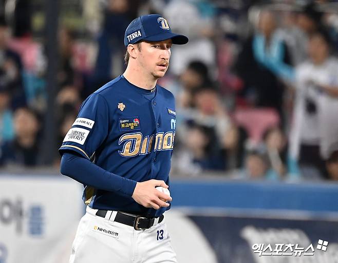 2023 시즌 NC 다이노스에서 투수 3관왕에 오른 에릭 페디가 최근 일본 언론과의 인터뷰를 통해 한국에서 뛴 1년이 자신에게 큰 자산이 됐다고 밝혔다. 사진 엑스포츠뉴스 DB