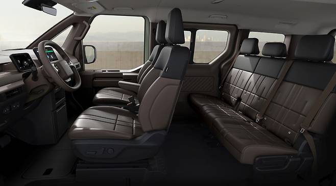 더 기아 PV5 패신저 내장