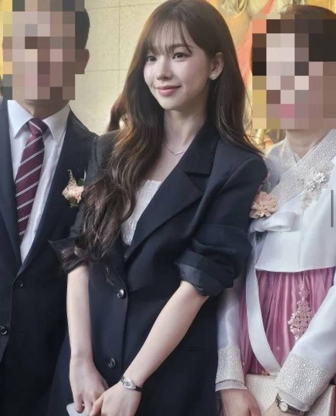 IMG_8435.jpeg 오늘자 친언니 결혼식에 간 카리나