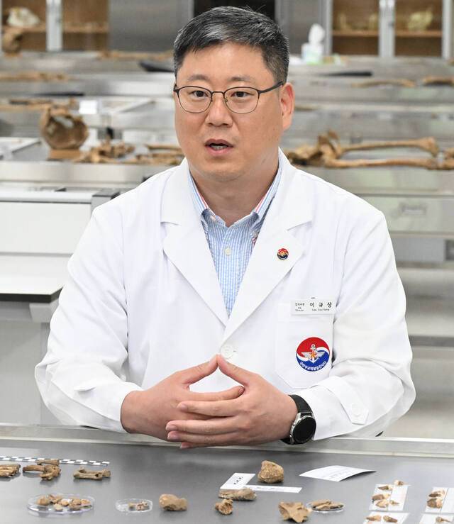 지난 9일 서울 동작구 국립서울현충원에서 만난 이규상 국방부 유해발굴감식단 중앙감식소장. 권현구 기자