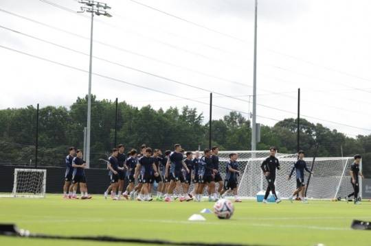 훈련하는 울산 HD 선수들 / 울산 HD 제공