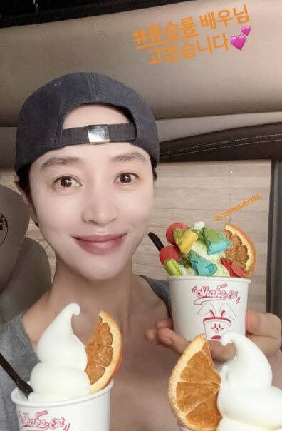 김혜수 소셜미디어