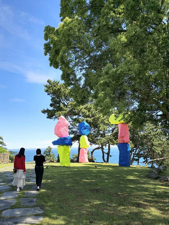 JW메리어트 제주 리조트&스파 우고 론디노테 작품&nbsp;‘제주산’