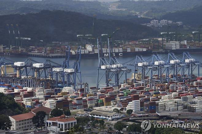 파나마 운하의 발보아항 모습 [AP=연합뉴스 자료사진]