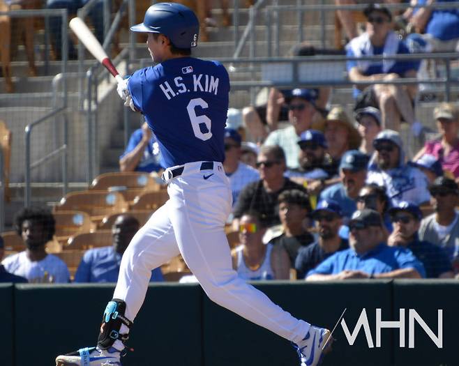 (김혜성의 타격 모습)