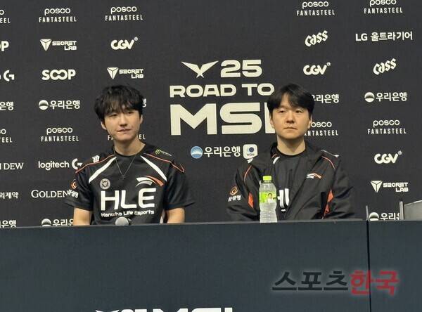 '피넛' 한왕호(오른쪽), 최인규 감독. ⓒ스포츠한국 심규현 기자