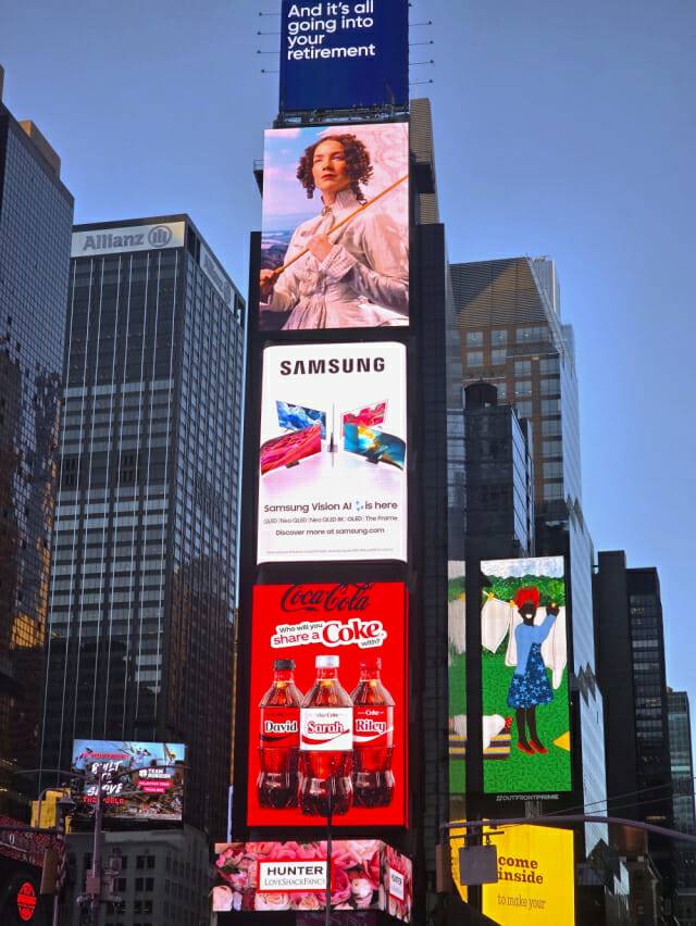 미국 뉴욕 타임스 스퀘어에서 진행하는 '삼성 비전 AI' 옥외광고 모습 (사진=삼성전자)