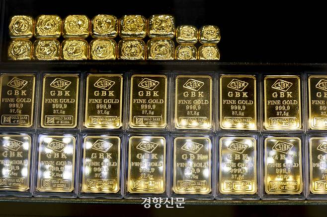 15일 서울 종로구의 한 금은방에 골드바가 전시돼 있다. 2025.06.15 문재원 기자