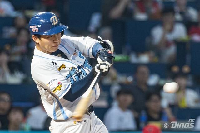 15일 창원 KIA전에서 홈런포를 가동한 NC 김휘집. 사진=NC 제공