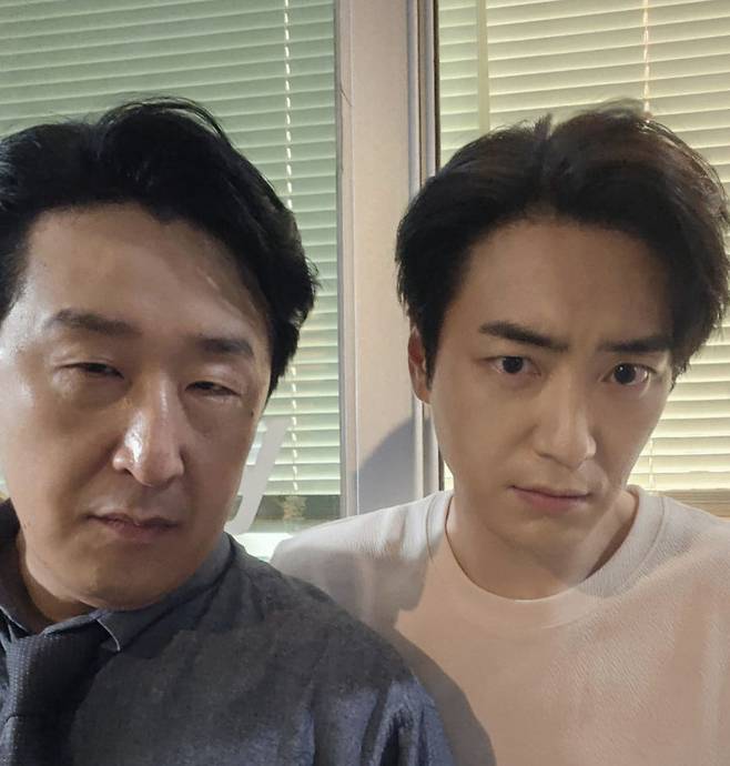 왼쪽부터 현봉식 이준혁/소셜 계정 캡처