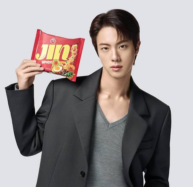 "진군이라면 폭매♥" 방탄소년단 진, 日설문 '식품 CF에 나왔으면 하는 한국 남성 스타' 1위