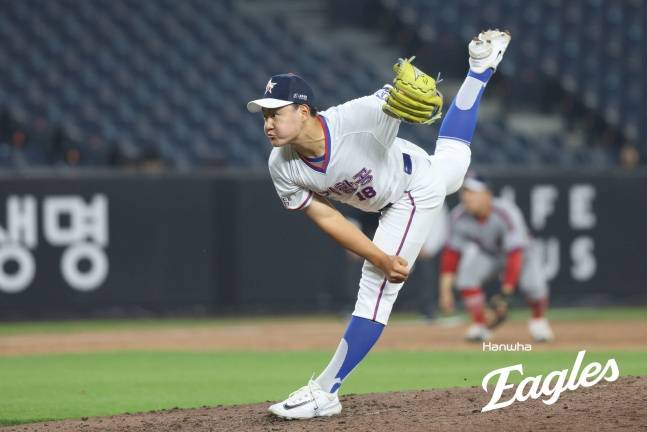 경기항공고 양우진이 지난 2일 대전 한화생명 볼파크에서 열린 2025 제3회 한화 이글스배 고교·대학 올스타전에서 역투하고 있다. /사진=한화 이글스 제공