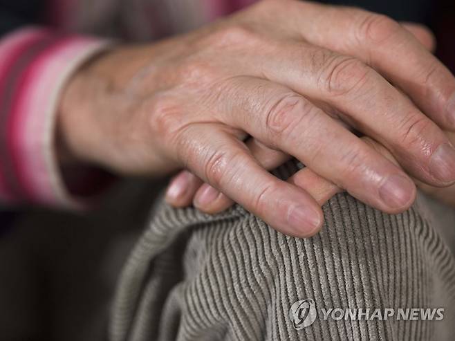 손 잡기 [게티이미지뱅크 제공]