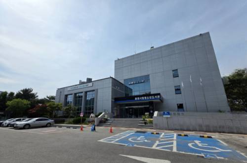 ◇춘천시립청소년도서관 전경