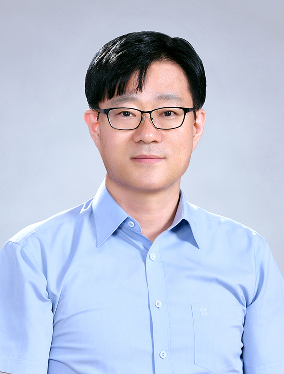 조홍래 대구진학지도협의회 회장, 경북여고 3학년부장