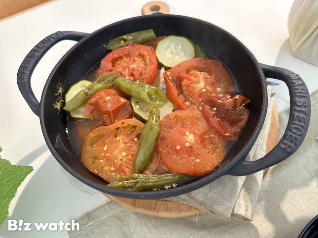 청년농부의 식재료들이 활용된 '토마토 스튜와 제철 솥밥'. / 사진=정혜인 기자 hij@