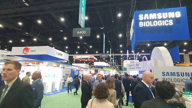 지난해 미국 샌디에이고에서 열린 '바이오 USA 2024'. 한국 바이오 의약품 위탁생산업체인 삼성바이오로직스가 가장 중심부에 자리를 잡았다./조선비즈