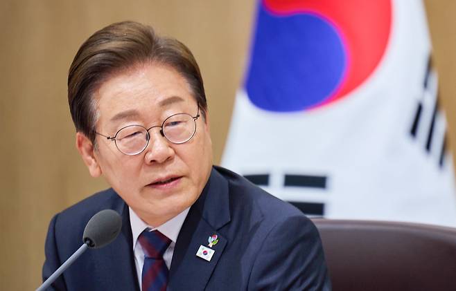 이재명 대통령이 10일 서울 용산구 대통령실 청사에서 열린 국무회의에서 모두발언을 하고 있다./뉴스1