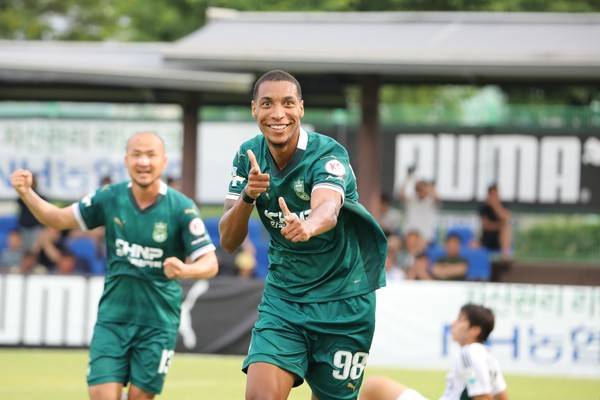 까밀로 / 경주한수원