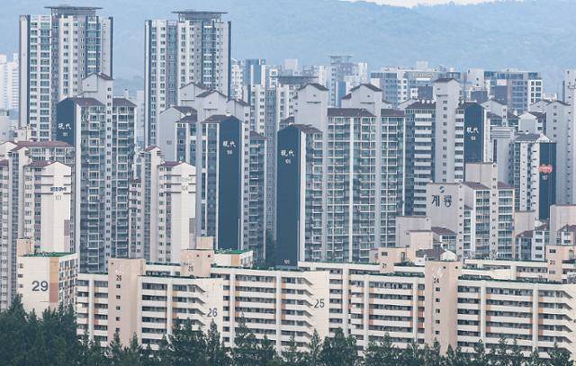 13일 서울 시내 아파트의 모습. 뉴스1