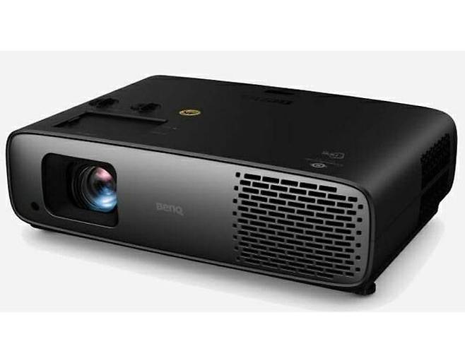 벤큐 W4100i / 출처=벤큐코리아