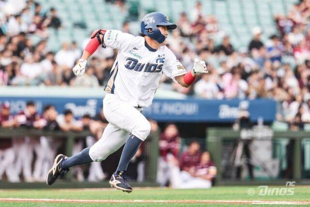 최정원/NC 다이노스