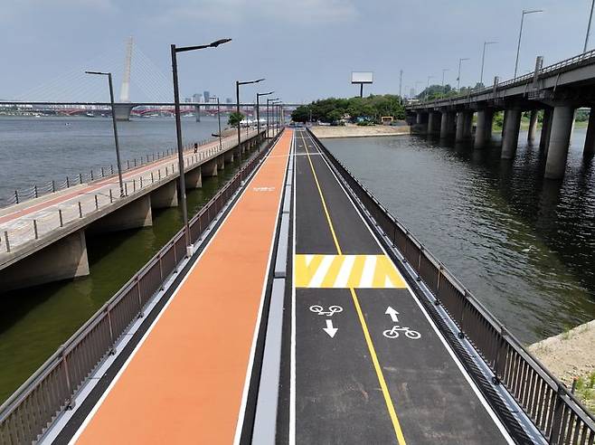 [서울=뉴시스] 구교량 신교량 비교. 2025.06.16 (사진 제공=서울시) photo@newsis.com *재판매 및 DB 금지