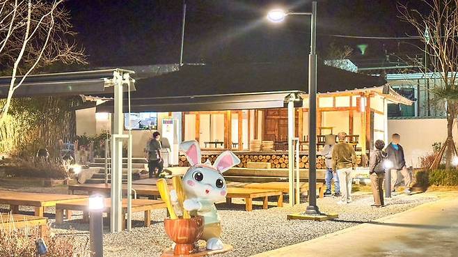 [창녕=뉴시스] 이방면 산토끼밥상 전경. (사진= 창녕군 제공) 2025.06.14. photo@newsis.com *재판매 및 DB 금지