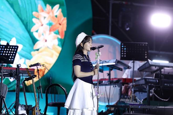 C9엔터테인먼트 제공