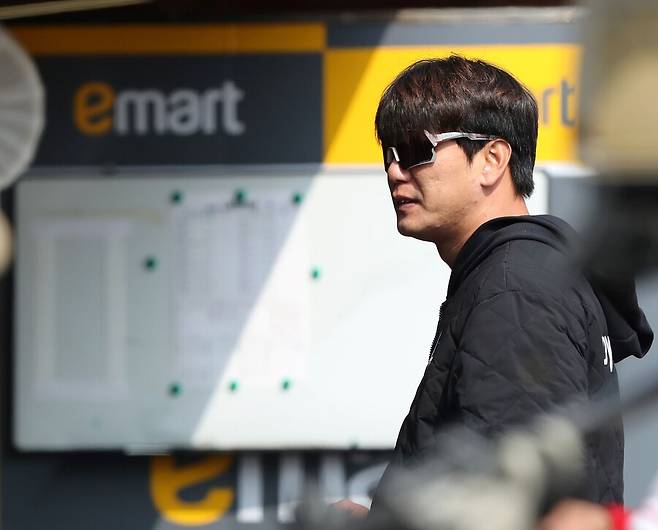 ▲ 김광현의 2년 계약은 SSG의 샐러리캡 계산을 용이하게 해준다는 또 하나의 부수 효과가 있다 ⓒSSG랜더스