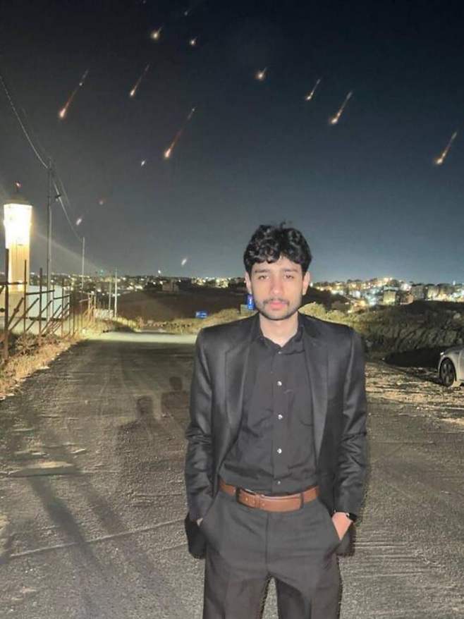 한 요르단 남성의 기념사진