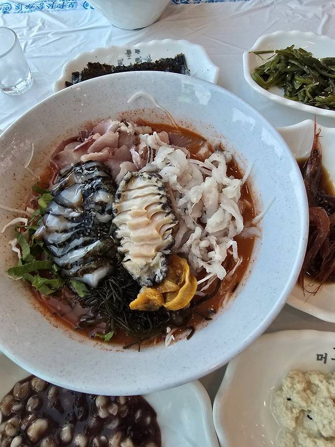 20250617_170011.jpg 속초왔어요 물회랑 오징어 먹어요