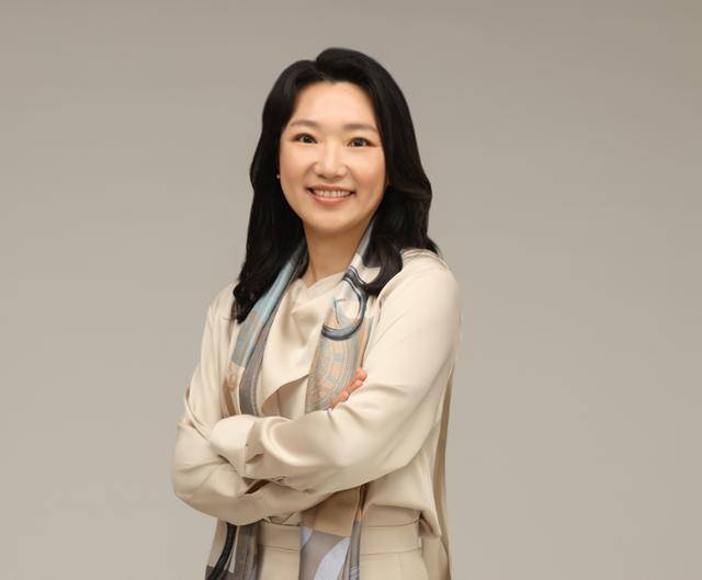 오는 9월 개막하는 강릉국제공연예술페스티벌 무대를 장식할 오페라연극 '해변의 건축가'를 기획한 이주아 예술감독은 "국제행사는 물론 강릉을 대표할 문화콘텐츠가 되기를 바라는 마음으로 준비하는 작품"이라고 말했다. 공연문화예술 봄 제공