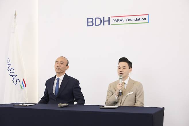 정진완 대한장애인체육회장과 배동현 BDH 재단 이사장. 대한장애인체육회 제공