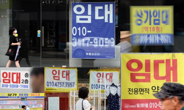 ▲ 춘천 명동일대 곳곳에 상가 임대를 알리는 현수막이 내걸려 있다. 강원도민일보 자료사진