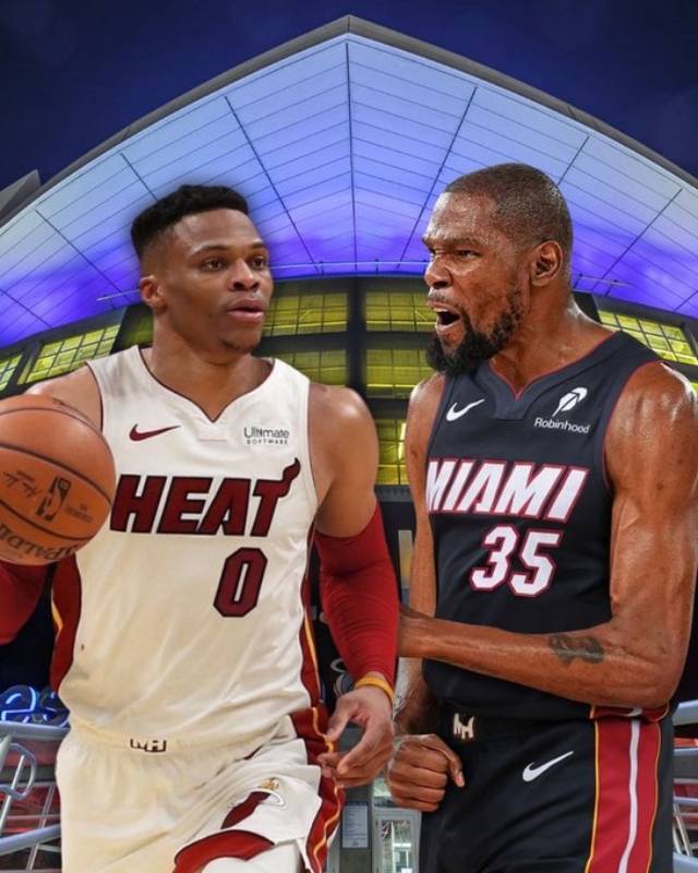 전성기가 지난 듀란트와 웨스트브룩이지만 두 선수가 함께했던 시절을 추억하는 팬들이라면 언젠가 한 번은 다시 보고 싶은 그림일 수 있다. 그리고 꿈이 아닌 현실이 될 가능성도 있다. 2025년 여름, NBA에는 또 한 번 재밌는 그림이 그려지고 있다. 사진=X