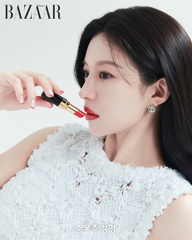 배우 고유정. 하퍼스 바자 코리아 제공