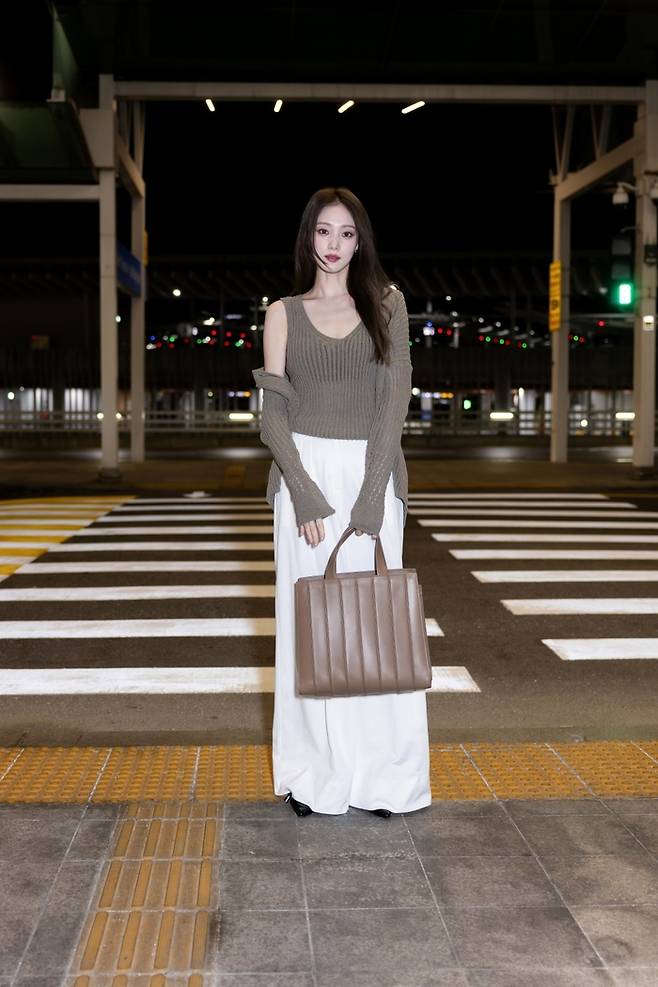 이성경. 사진|막스마라