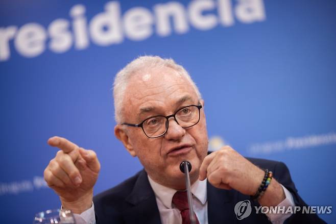 발언하는 마리오 루베트킨 우루과이 외교부 장관 [EPA 연합뉴스 자료사진. 재판매 및 DB 금지]