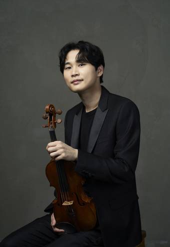 바이올리니스트 양인모ⓒTaeuk Kang(롯데문화재단 제공)