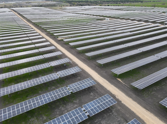 한화큐셀의 태양광 모듈. <한화솔루션>