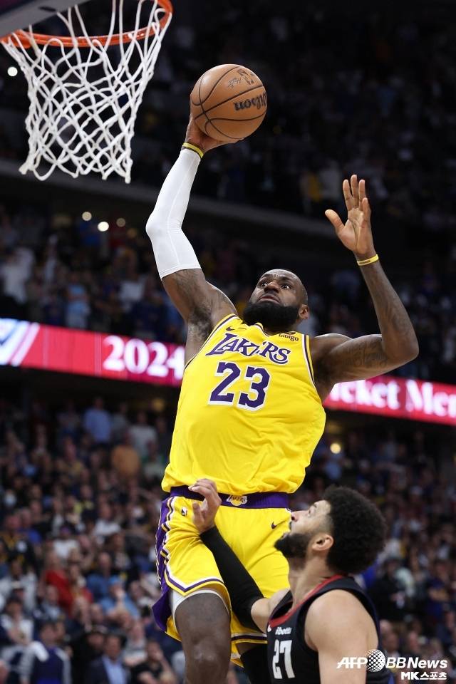 제임스는 “우리 아이들은 단 한 번도 내게 그만두라고 한 적이 없다. 오히려 ‘아빠, 계속 꿈을 이어가. 이건 아빠의 꿈이야. 우리는 항상 곁에 있어’라고 말해줬다. 그런 응원이 있기에 모든 게 더 쉬워진다”고 전했다. 사진=AFPBBNews=News1