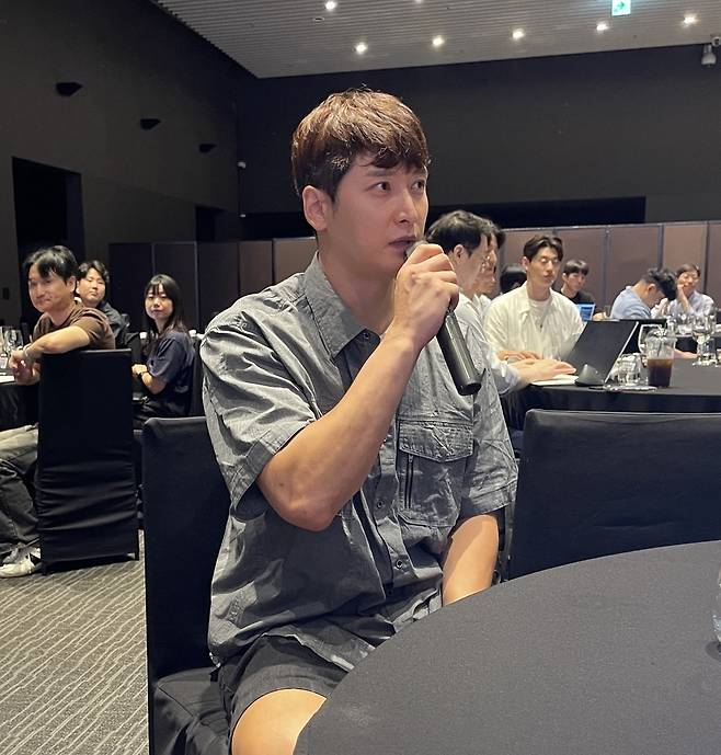 현대캐피탈 문성민 코치가 지난 16일 서울 여의도 호텔에서 열린 2024~2025 V리그 합동 축승연에서 소감을 밝히고 있다. 연합뉴스