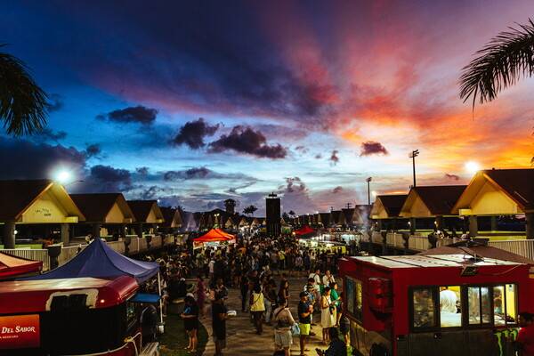 괌 차모르 야시장 풍경 / 여행신문 CB&nbsp;