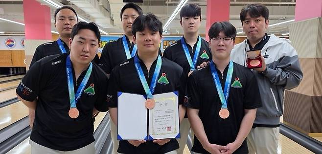 울주군청 볼링팀, 전국대회서 금·은·동 획득 [울주군 제공.재판매 및 DB 금지]