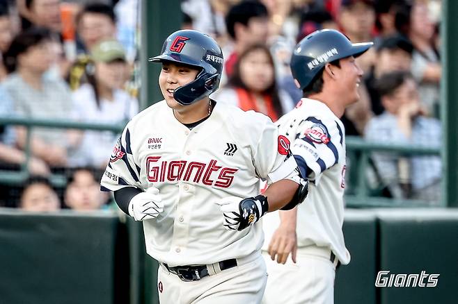 데뷔 첫 홈런을 날린 롯데 신인 포수 박재엽 [롯데 자이언츠 제공. 재판매 및 DB 금지]