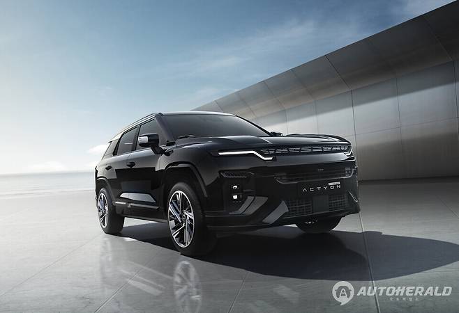 KG 모빌리티 액티언 하이브리드(KG 모빌리티)