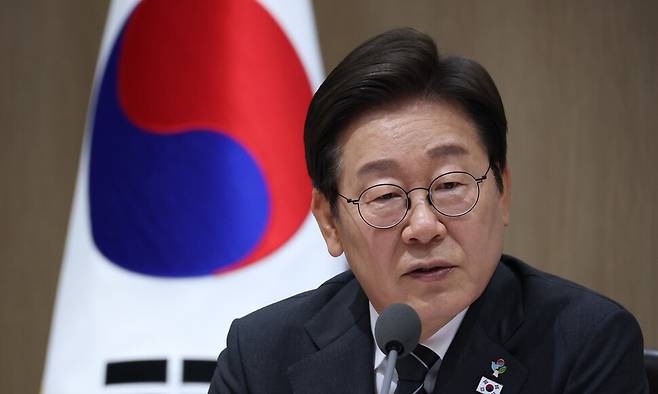 이재명 대통령이 19일 서울 용산 대통령실에서 국무회의를 주재하고 있다. 대통령실사진기자단