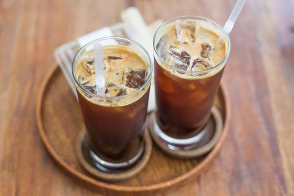 하루 두 잔 이상의 커피를 마시는 게 간암 예방에 도움이 된다는 연구 결과가 많이 나와있다./사진=클립아트코리아