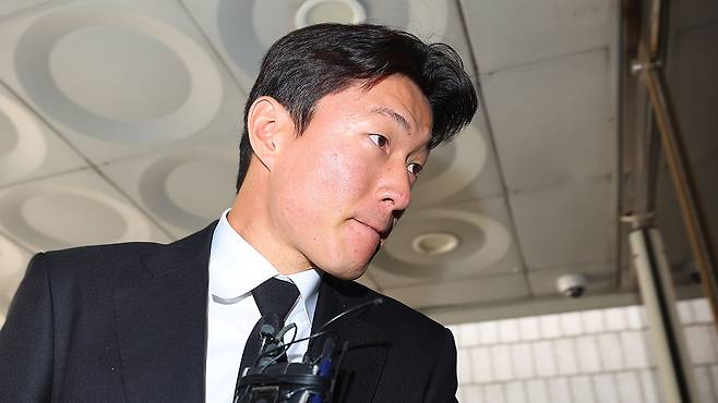 항소심 출석하는 황의조 2025.6.19